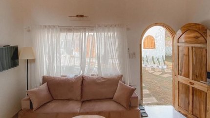 Khu vực phòng khách Deluxe Room with Hammock