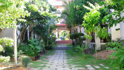 Sân vườn Resort Le Jardin Des Thes Phan Thiết