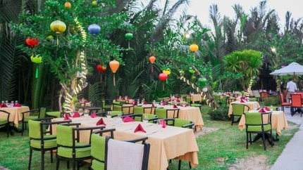 Nhà hàng ngoài trời