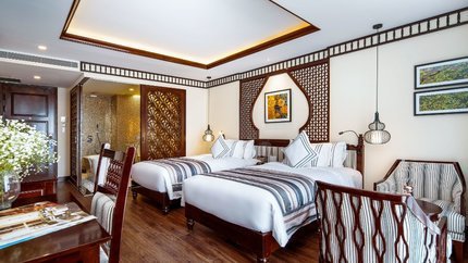 Phòng Grand Deluxe view hương ra thành phố Hội An