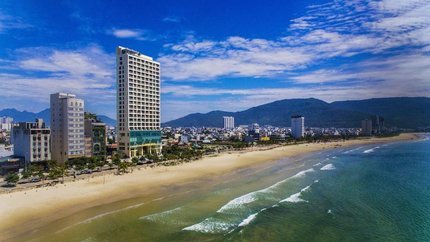 Le Sands Oceanfront Danang Hotel