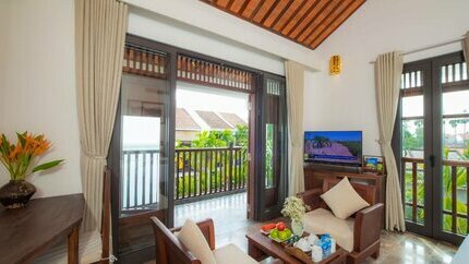 Phòng Superior có ban công nhìn ra vườn