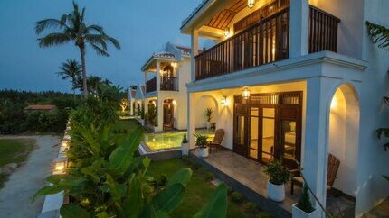 Pool Villa at night