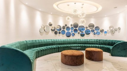 Khu vực sảnh chờ khách sạn