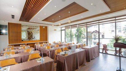 Phòng hội nghị hiện đại