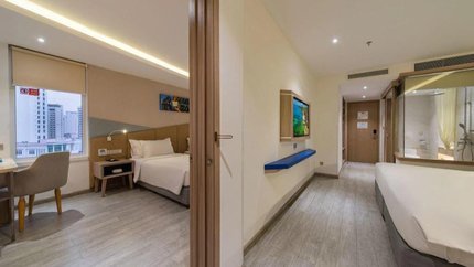 Hai gian phòng được đập thông rất rộng