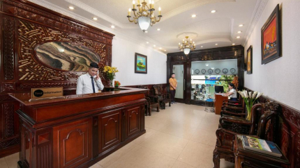 Little Diamond Hotel 1