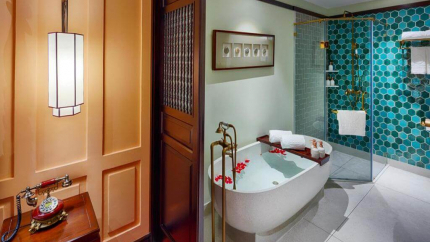 Phòng tắm Connecting Suites