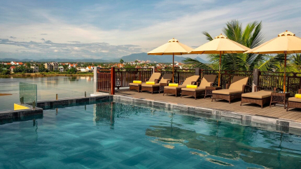 Hồ bơi Little Riverside Hội An