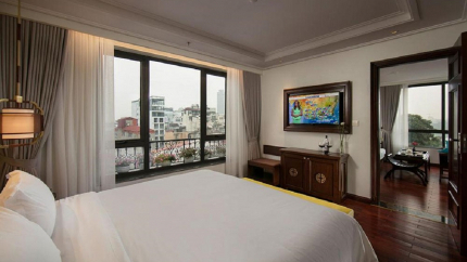 Phòng Grand Suite Lake View