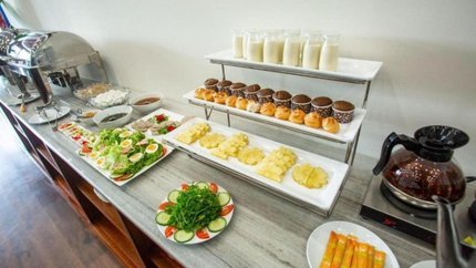 Tiệc buffet thực đơn phong phú