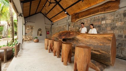 Quầy lễ tân tại resort