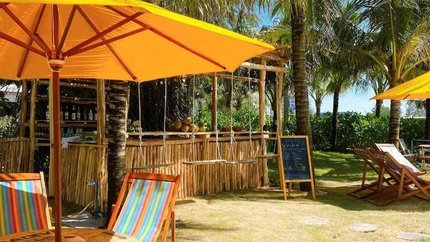 Quán bar ngoài trời