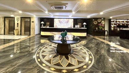Sảnh khách sạn rộng
