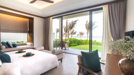 Three-bedroom Beachfront Pool Villa