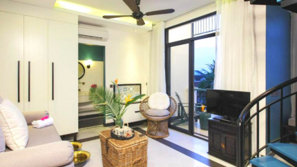 Phòng Deluxe Family Balcony Pool View tại Maison Vy Hoian Hotel