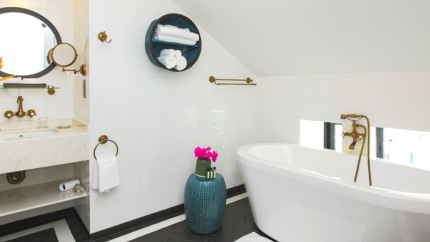 Phòng tắm Superior Loft khách sạn Maison Vy Hội An 4*