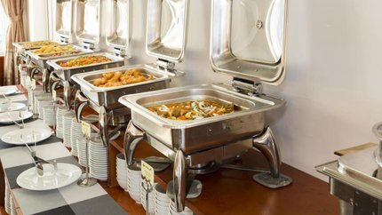 Quầy buffet đa dạng