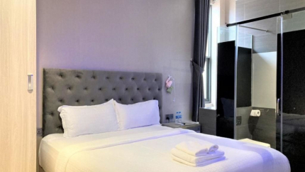 Phòng Deluxe Double Mari Hotel 3* Sài Gòn