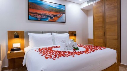 Lord Island Sky & Sea view