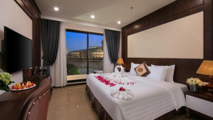 Suite Room Khách Sạn Marina Hà Nội