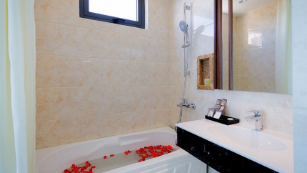 Phòng Senior Sea View Khách Sạn Masova 4* Nha Trang