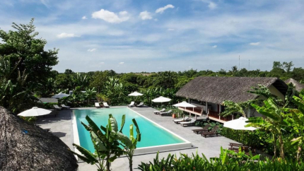 Bể Bơi ngoài trời