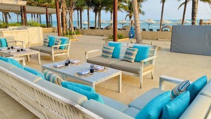 Breeza Breach Club ngoài trời