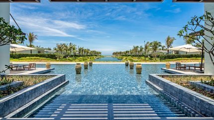 View bể bơi tại khu nghỉ dưỡng