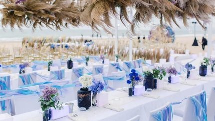 Tiệc ngoài trời trên bãi biển