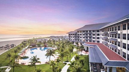 Melia Vinpearl Cửa Hội Beach Resort