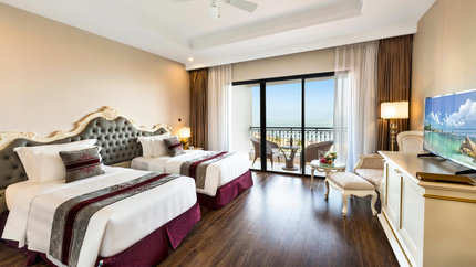 Phòng Deluxe hai giường đơn hướng biển