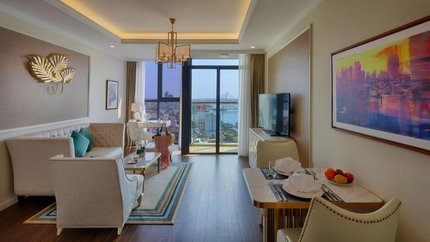 Phòng khách được trang bị nội thất hiện đại