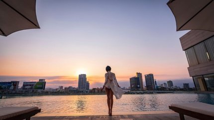 Check in tại bể bơi vô cực