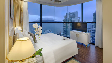Phòng Suite hướng phố