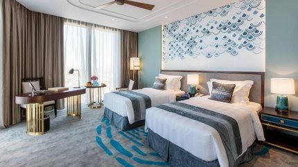 Phòng được trang bị bàn làm việc