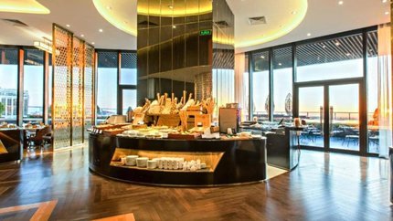Quầy line buffet tại nhà hàng