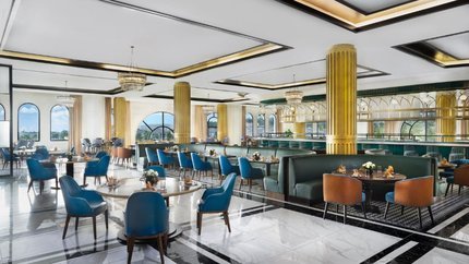 Không gian nhà hàng sang trọng