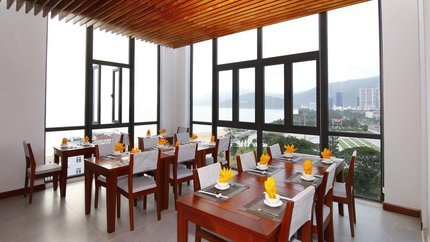 Nhà hàng có tầm nhìn hướng biển