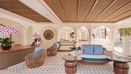 Sảnh chờ rộng rãi và thoáng mát