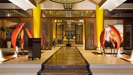 Sảnh khách sạn thiết kế sang trọng