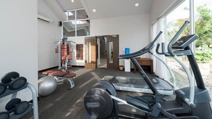 Phòng gym với các thiết bị hiện đại