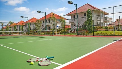 Vận động ngày mới cùng sân tennis