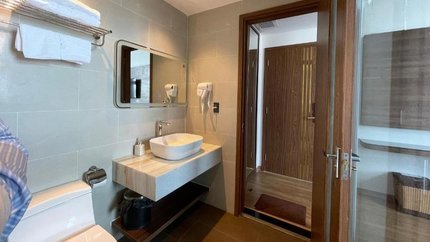 Phòng Tắm Khép Kín