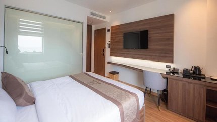 Không Gian Rộng Rãi, Giường Ngủ Trang Trí Rất Độc Đáo