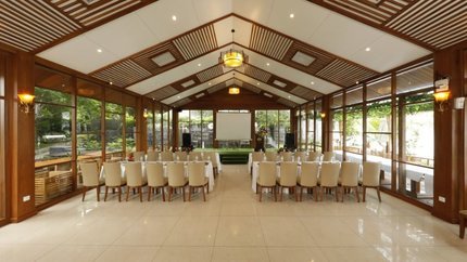 Phòng họp hội nghị rộng lớn