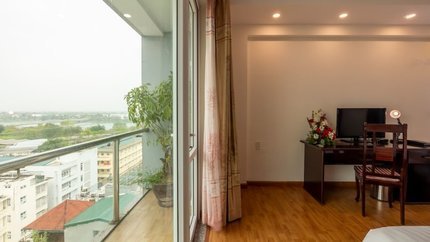 Ban công phòng Suite River View