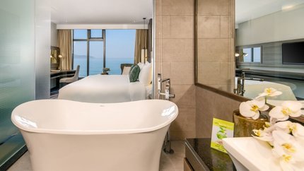 Phòng tắm bồn sang chảnh