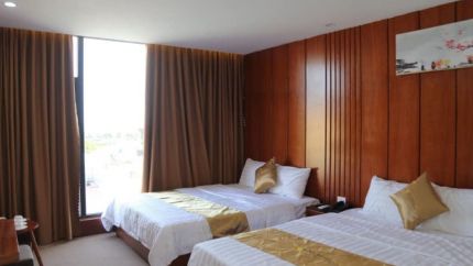 Phòng Family tại Hotel 2* Mira