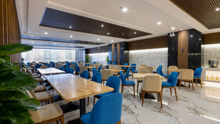 Không gian nhà hàng sang trọng